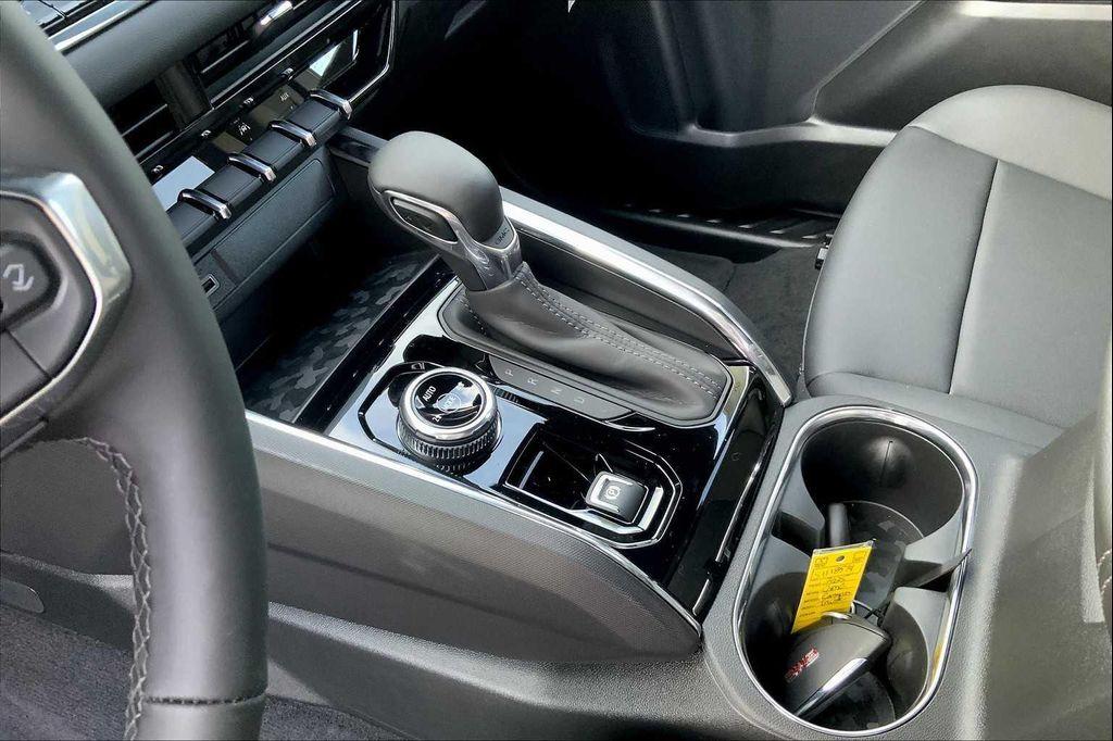 new 2025 GMC Canyon car, priced at $48,095