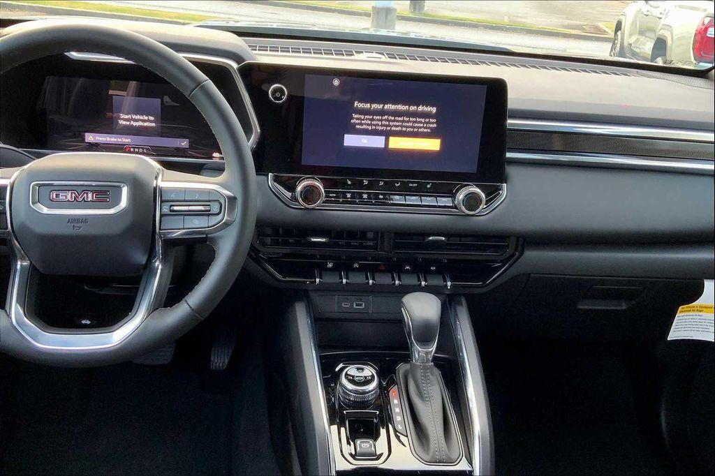 new 2025 GMC Canyon car, priced at $48,095