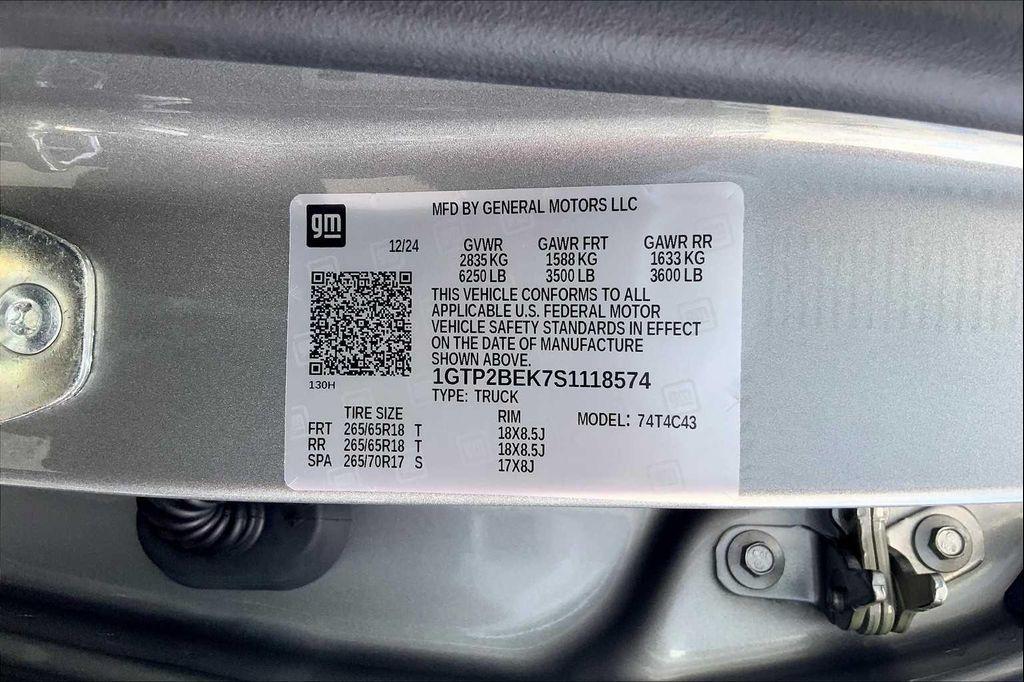 new 2025 GMC Canyon car, priced at $48,095