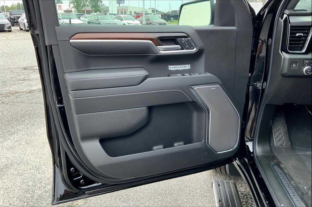 new 2026 GMC Sierra 1500 car, priced at $79,175