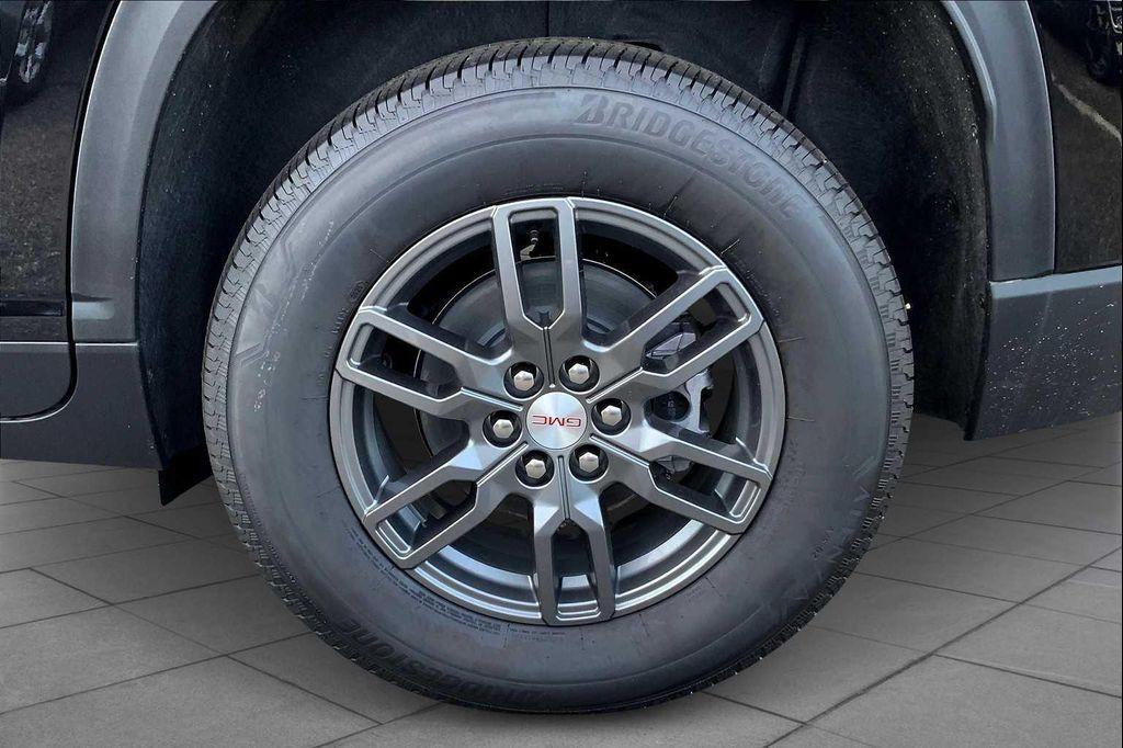 new 2025 GMC Acadia car, priced at $44,890