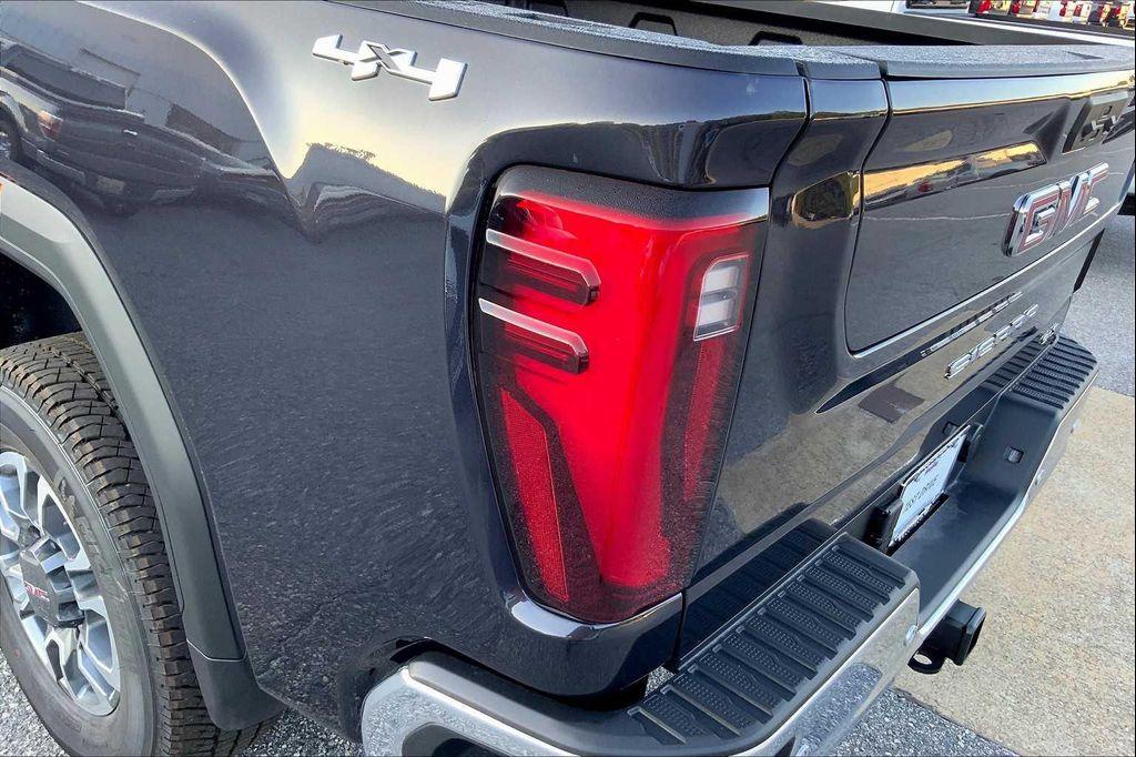 new 2025 GMC Sierra 2500 car, priced at $83,320