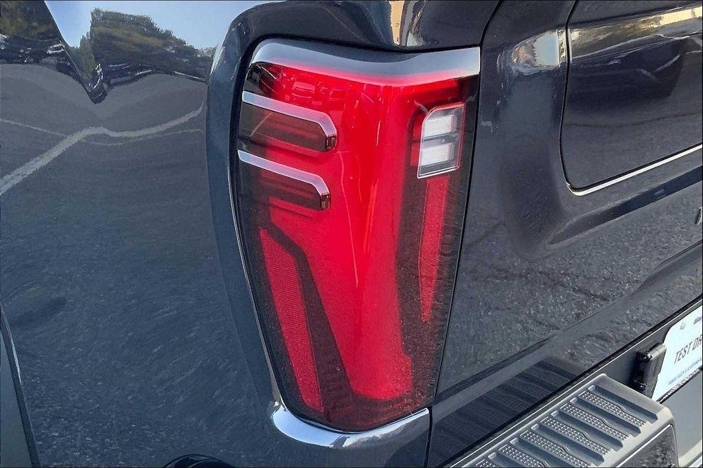 new 2025 GMC Sierra 2500 car, priced at $89,104