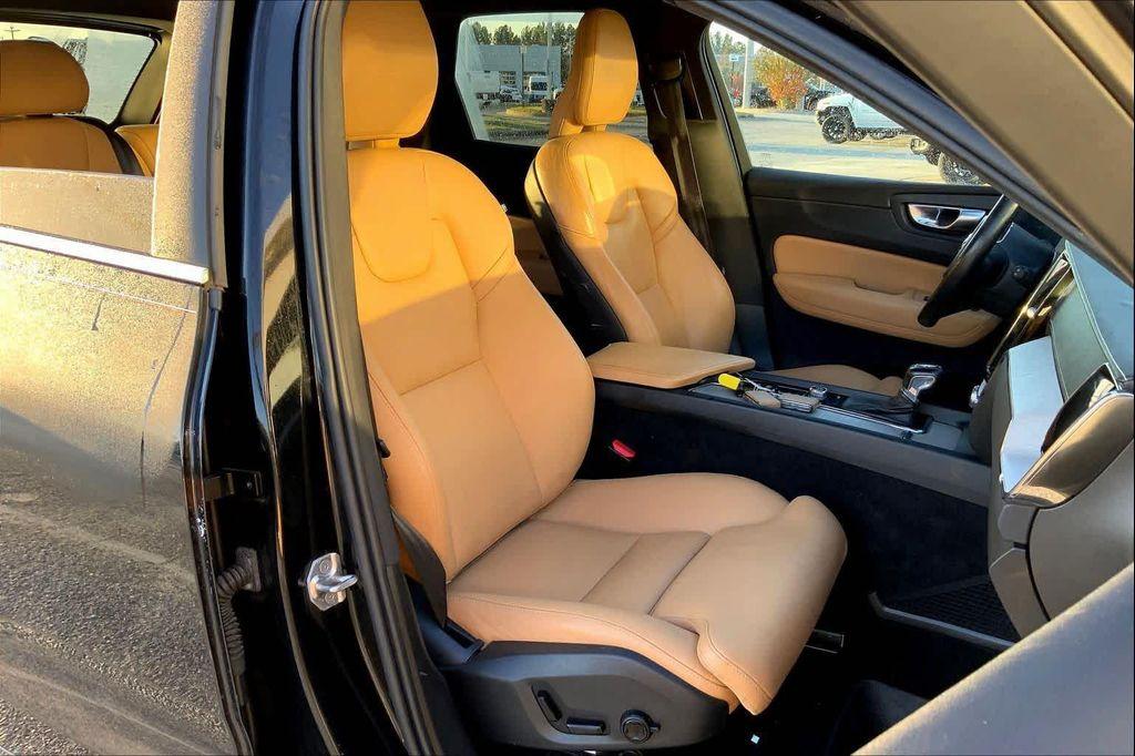 used 2019 Volvo XC60 car, priced at $20,397