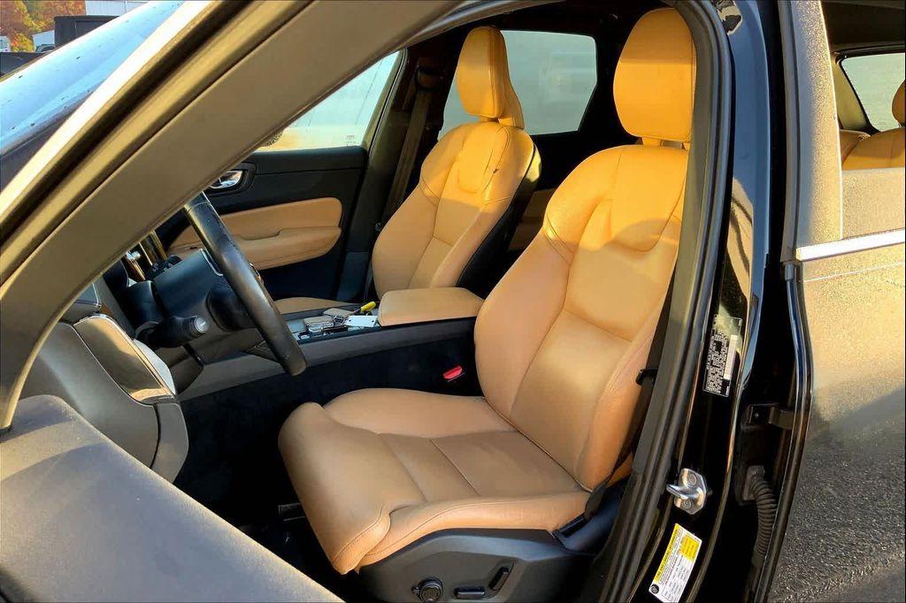 used 2019 Volvo XC60 car, priced at $20,397