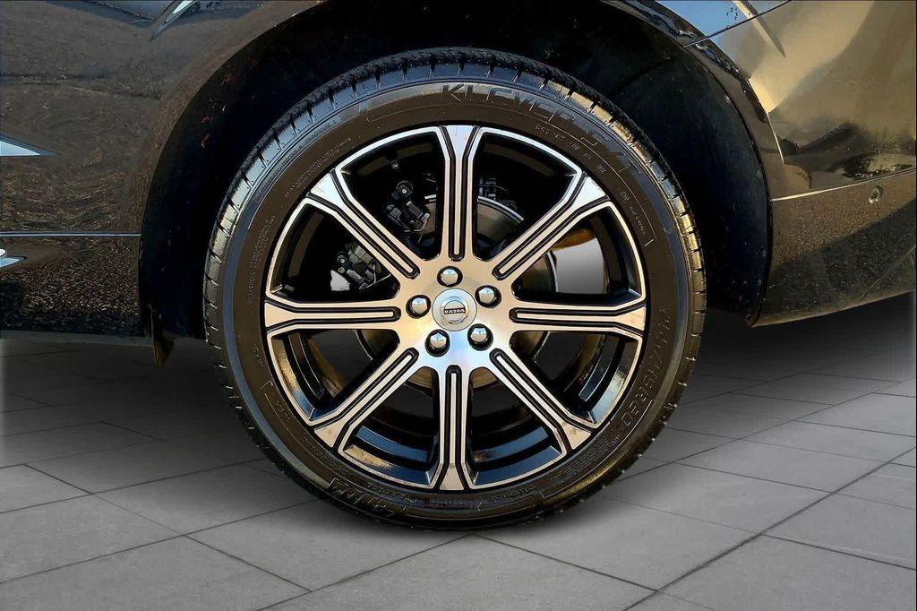 used 2019 Volvo XC60 car, priced at $20,397