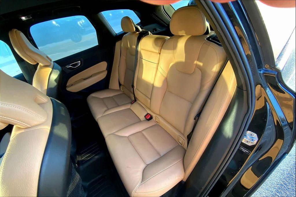used 2019 Volvo XC60 car, priced at $20,397
