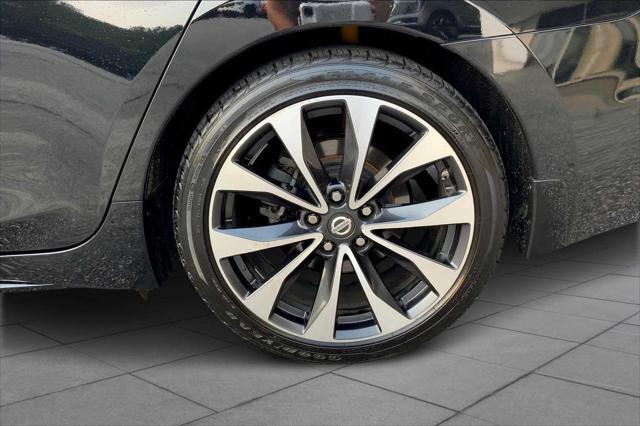 used 2017 Nissan Maxima car, priced at $14,250