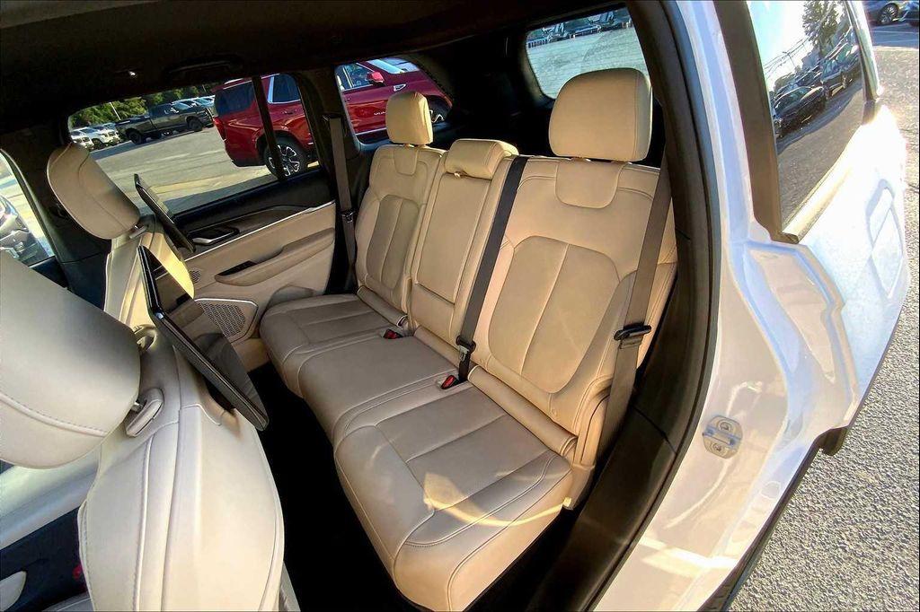 used 2023 Jeep Grand Cherokee car, priced at $24,727