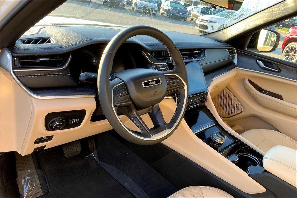 used 2023 Jeep Grand Cherokee car, priced at $24,727