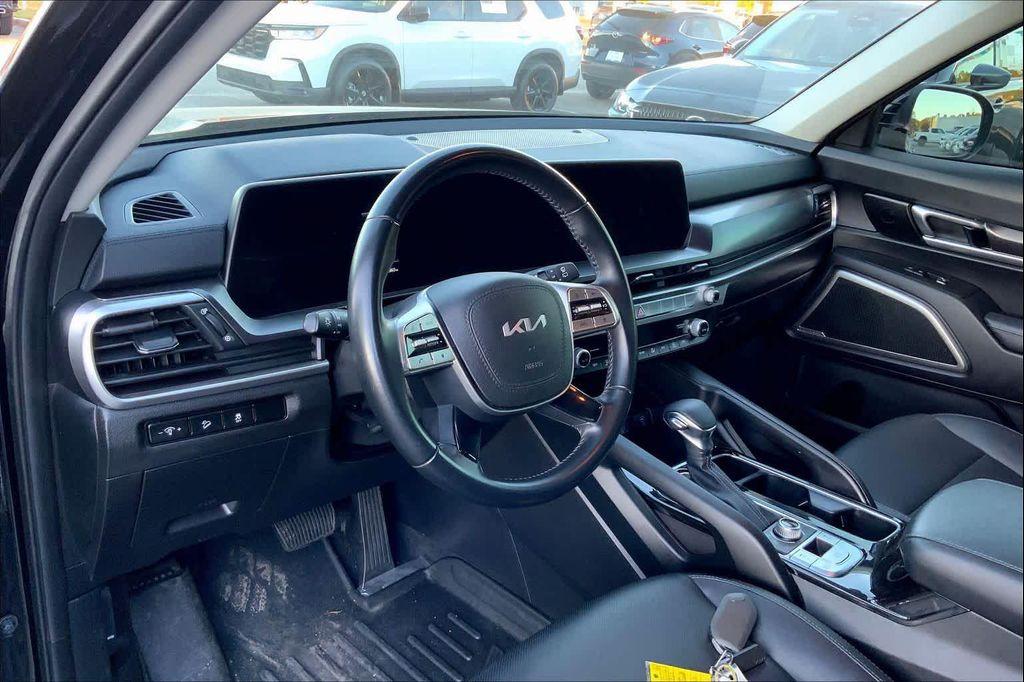 used 2023 Kia Telluride car, priced at $26,997