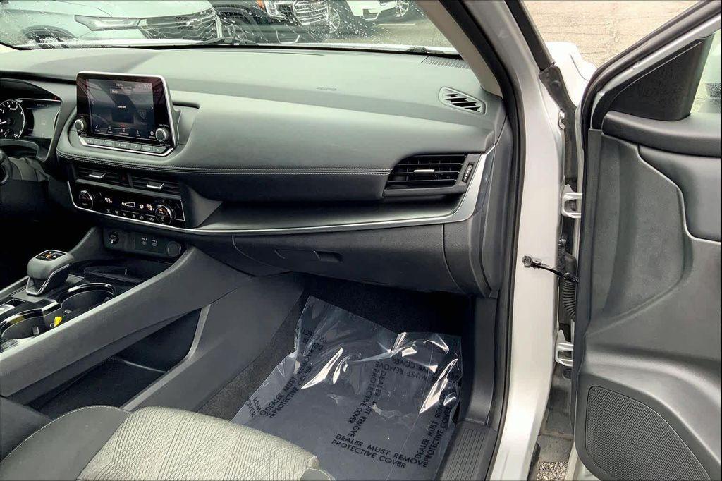 used 2024 Nissan Rogue car, priced at $19,497