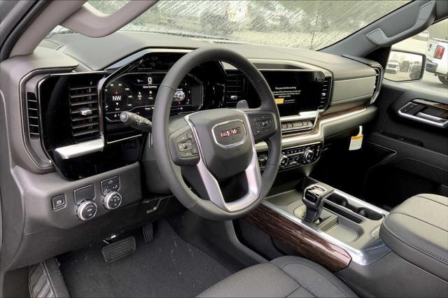 new 2025 GMC Sierra 1500 car, priced at $58,885