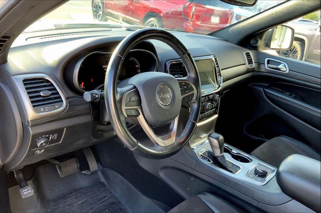 used 2020 Jeep Grand Cherokee car, priced at $15,997