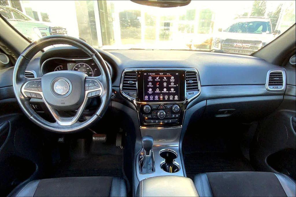 used 2020 Jeep Grand Cherokee car, priced at $15,997