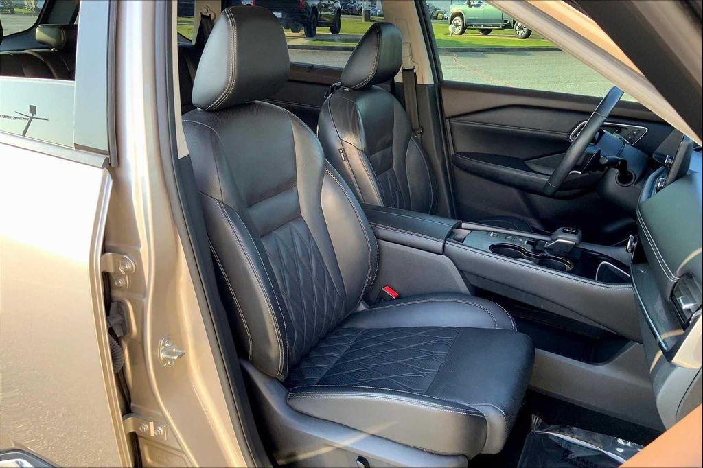 used 2021 Nissan Rogue car, priced at $25,921
