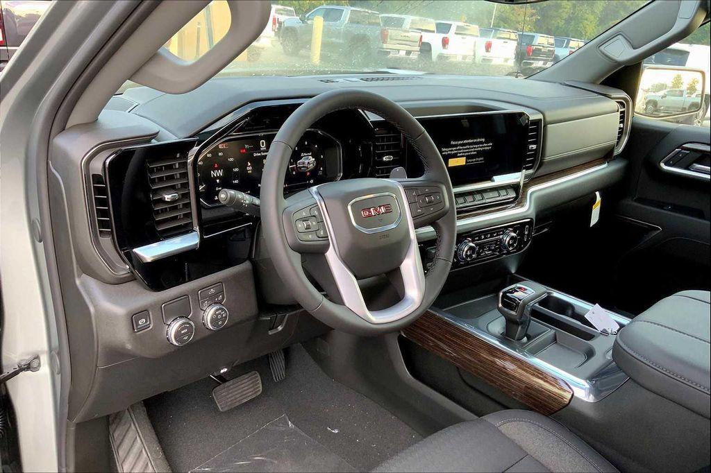 new 2026 GMC Sierra 1500 car, priced at $58,435