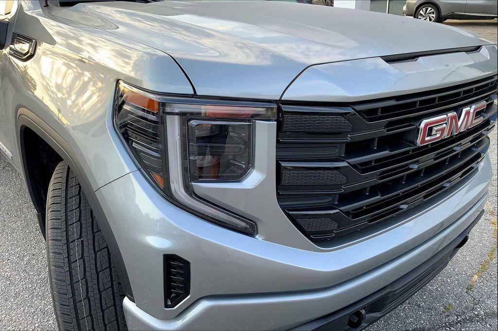 new 2026 GMC Sierra 1500 car, priced at $58,435