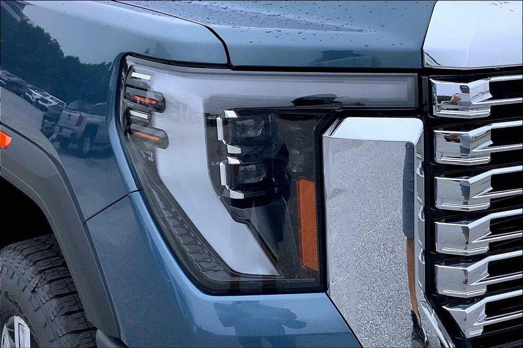 new 2025 GMC Sierra 2500 car, priced at $88,759