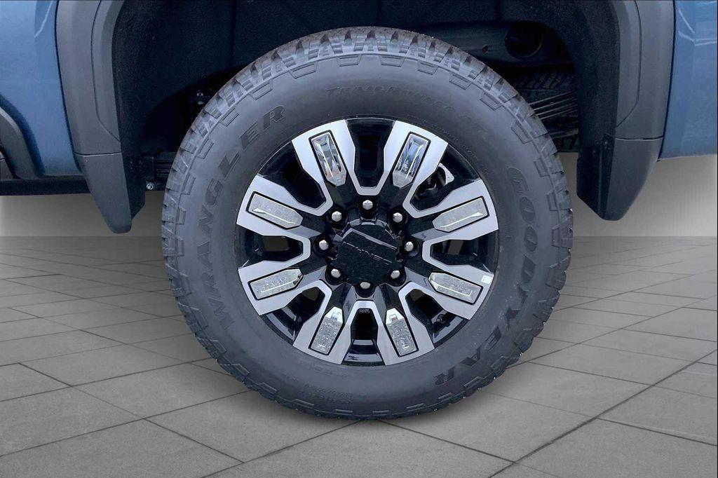 new 2025 GMC Sierra 2500 car, priced at $88,759