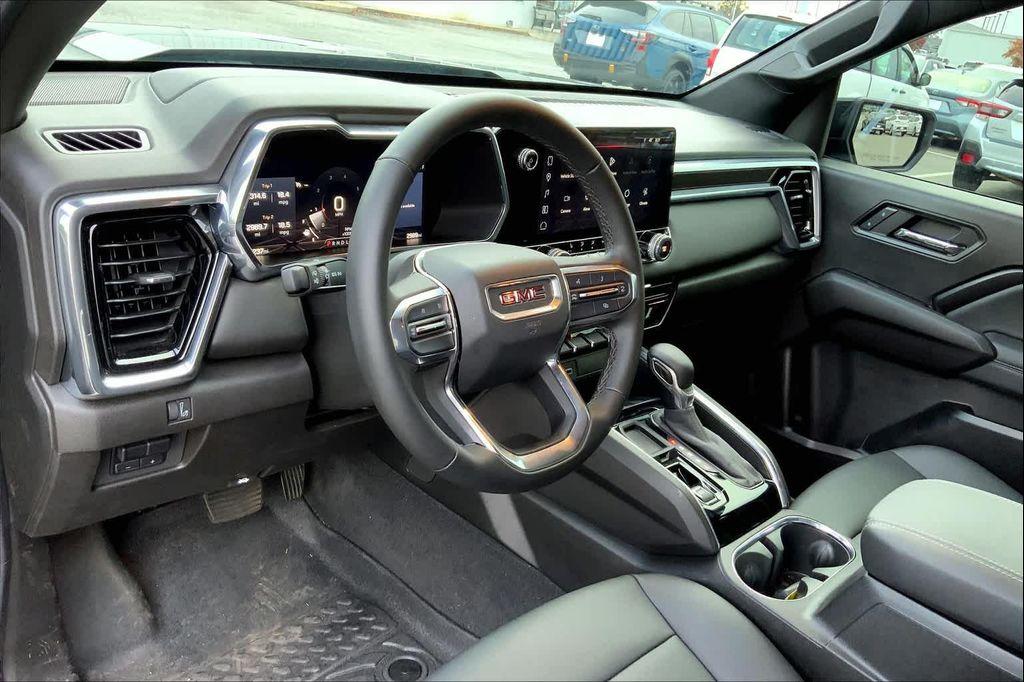 used 2024 GMC Canyon car, priced at $35,997