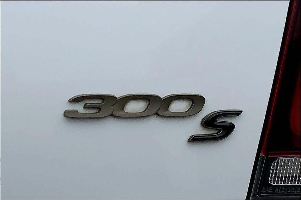 used 2018 Chrysler 300 car, priced at $18,900