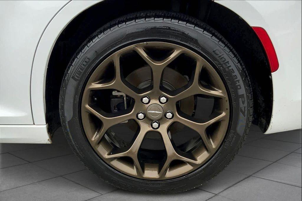 used 2018 Chrysler 300 car, priced at $18,900