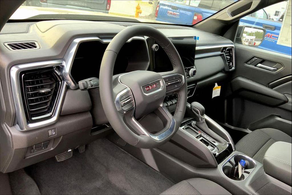 new 2025 GMC Canyon car, priced at $44,685