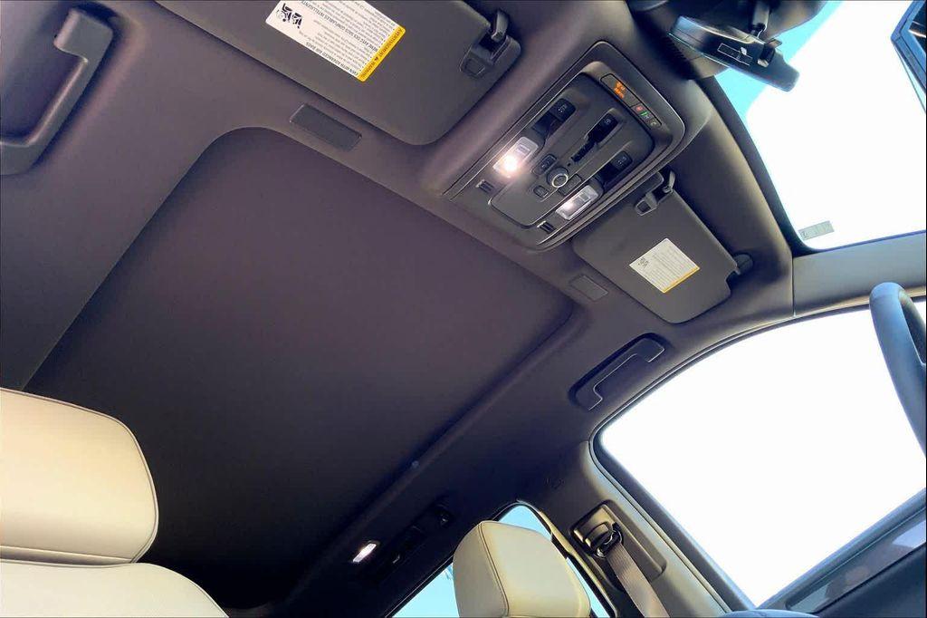 used 2025 GMC Yukon car, priced at $71,497