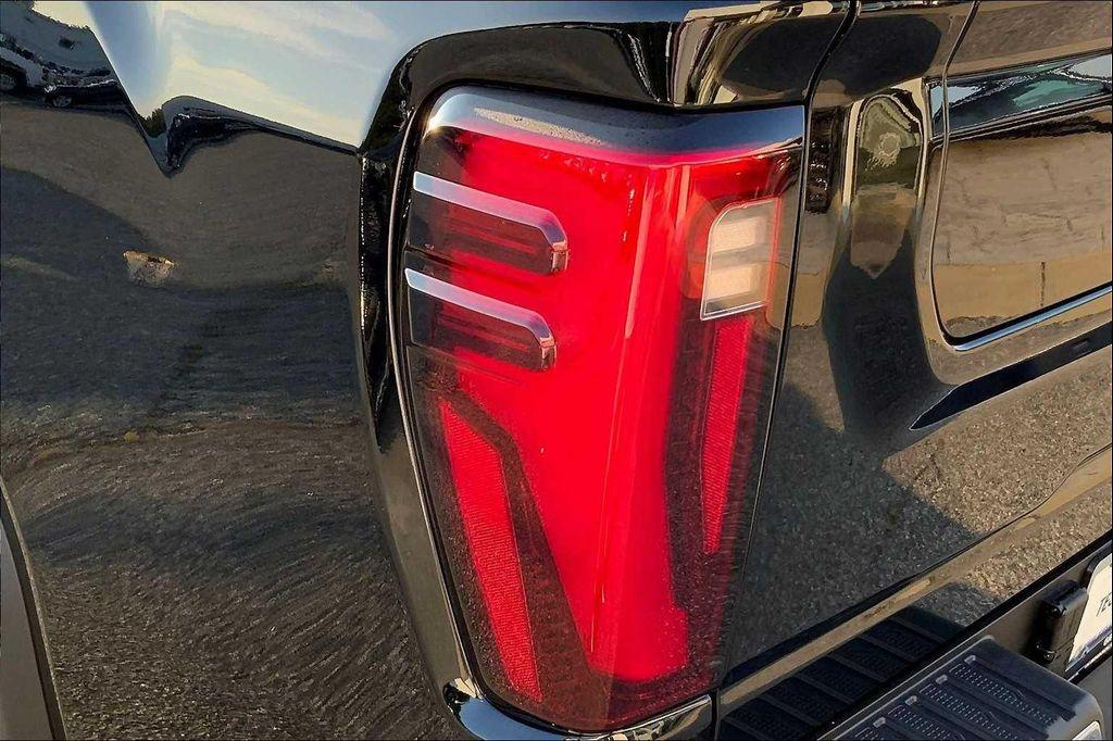 new 2025 GMC Sierra 2500 car, priced at $83,320