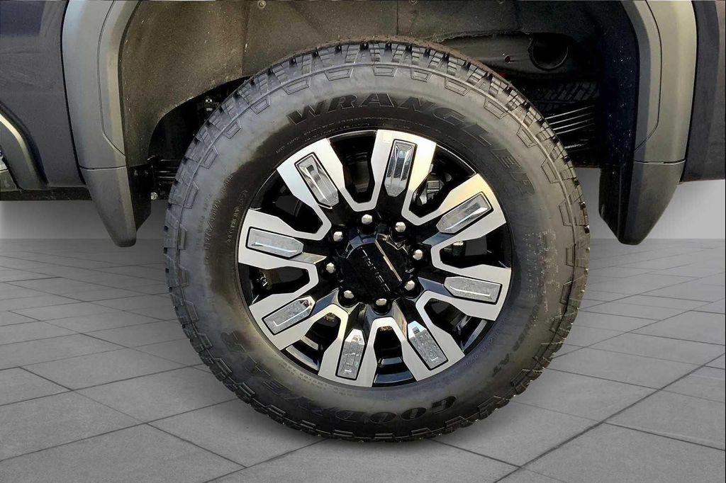 new 2025 GMC Sierra 2500 car, priced at $88,795