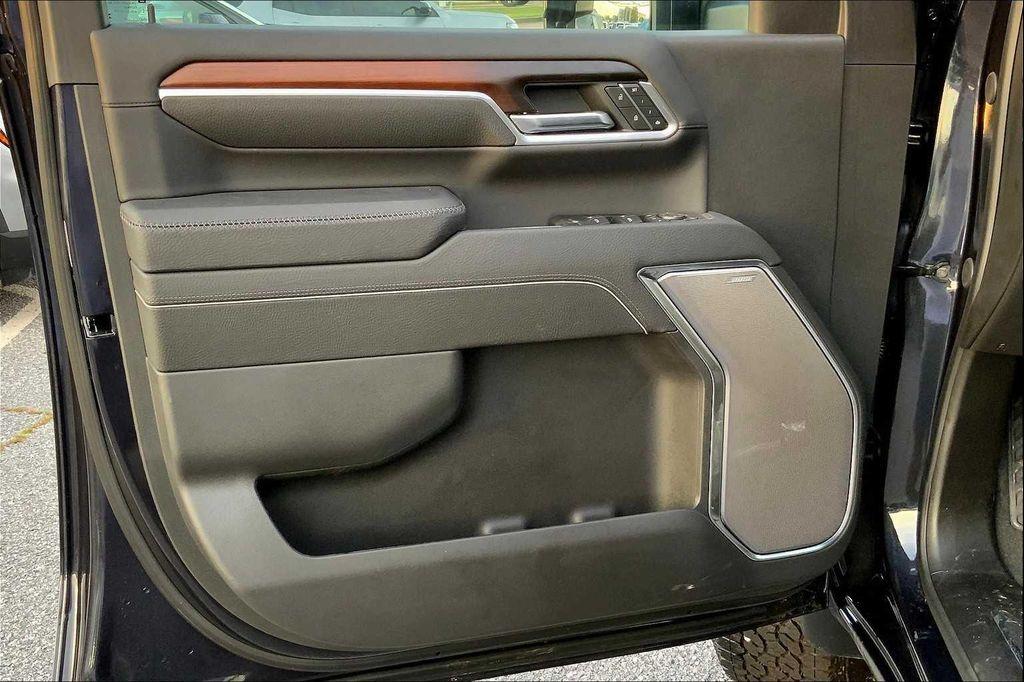 new 2025 GMC Sierra 2500 car, priced at $88,795