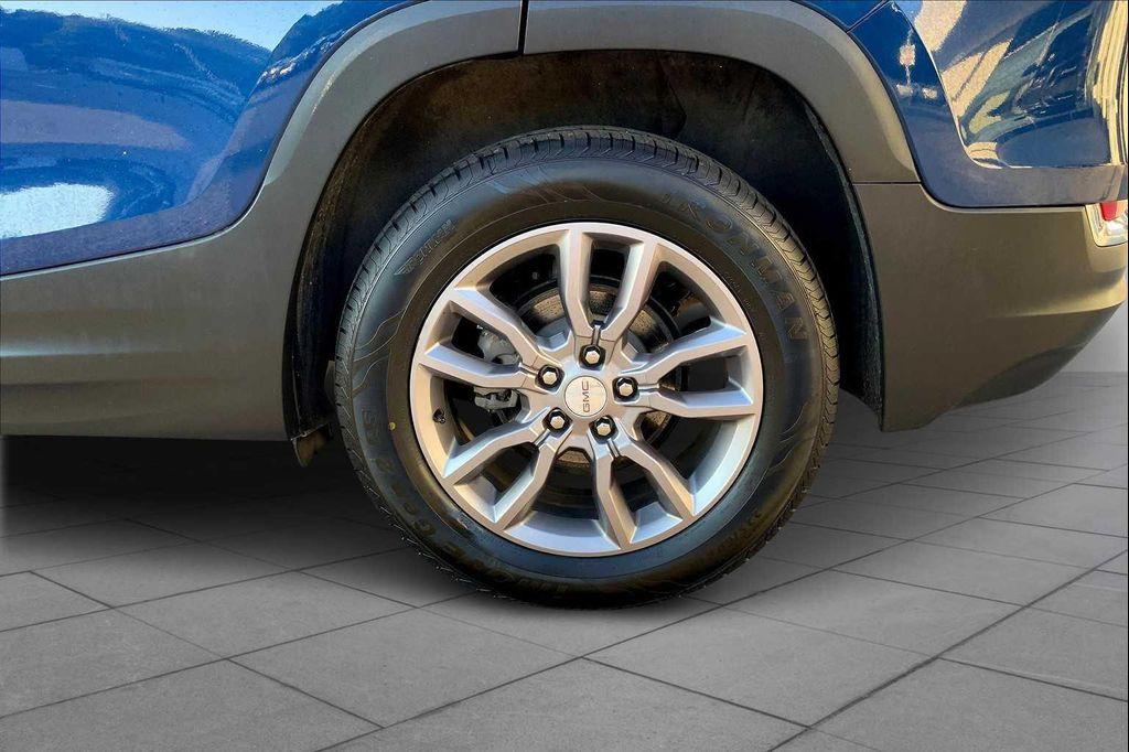 used 2023 GMC Terrain car, priced at $21,397