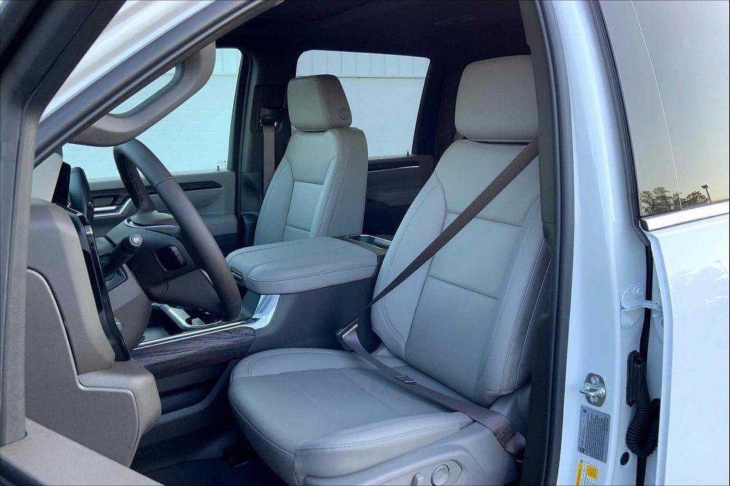 new 2025 GMC Sierra 2500 car, priced at $83,969