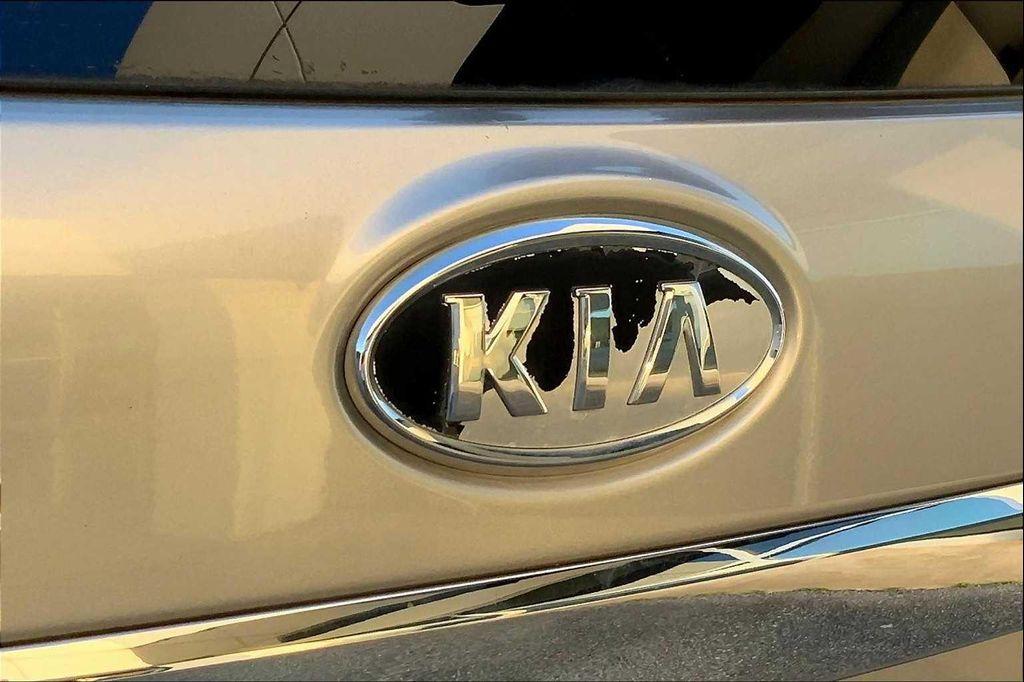 used 2013 Kia Sorento car, priced at $6,497