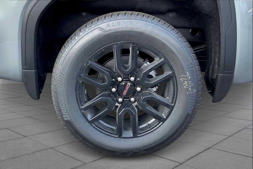 new 2026 GMC Sierra 1500 car, priced at $68,295