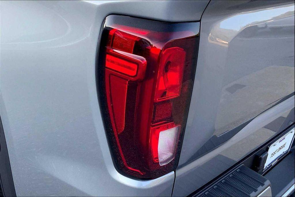 new 2026 GMC Sierra 1500 car, priced at $68,295