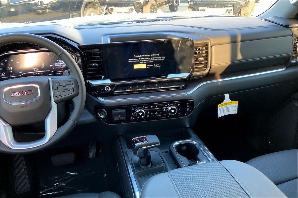 new 2025 GMC Sierra 1500 car, priced at $65,550