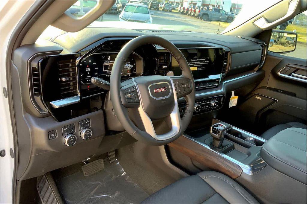 new 2025 GMC Sierra 1500 car, priced at $65,550