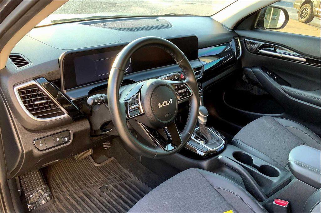 used 2024 Kia Seltos car, priced at $18,500