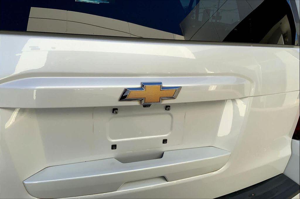 used 2019 Chevrolet Suburban car, priced at $19,800