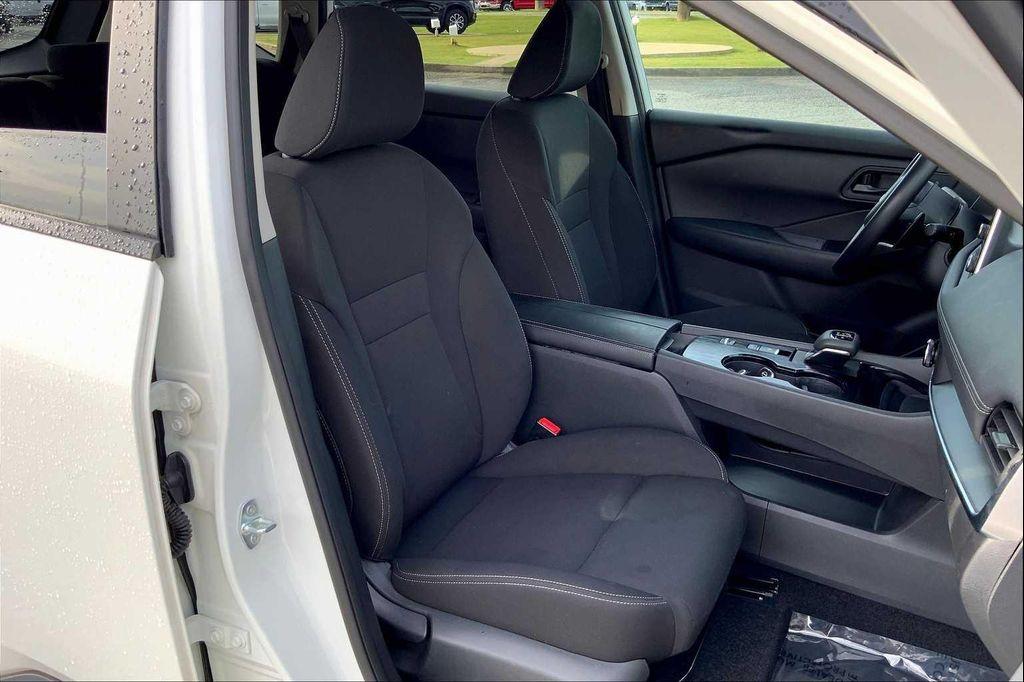 used 2024 Nissan Rogue car, priced at $18,997