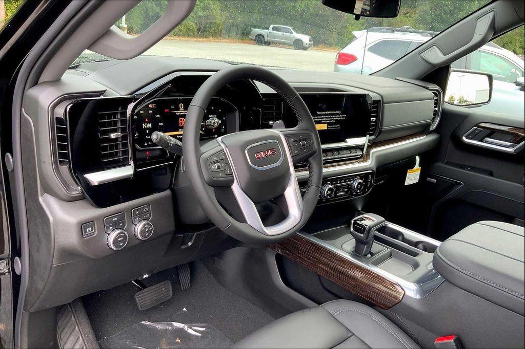 new 2026 GMC Sierra 1500 car, priced at $68,295