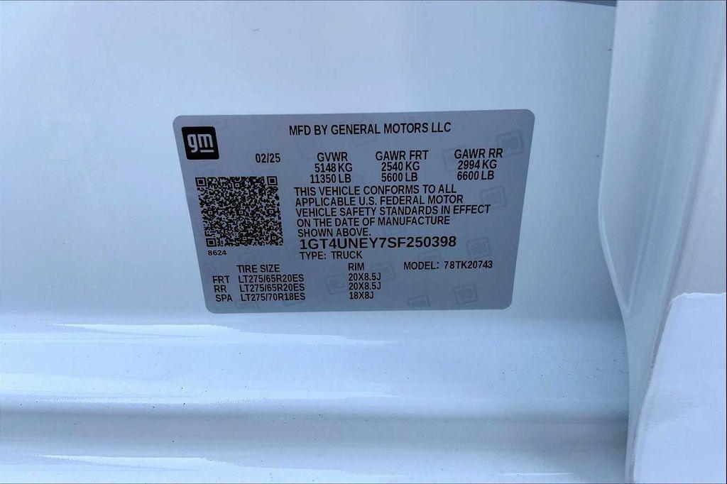 new 2025 GMC Sierra 2500 car, priced at $84,049