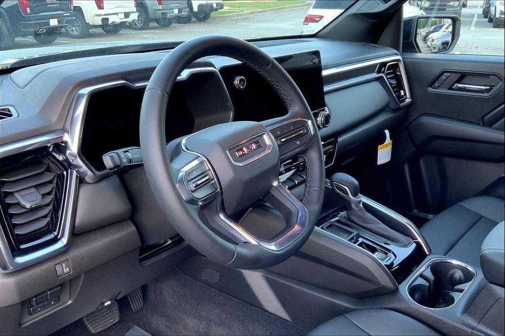new 2025 GMC Canyon car, priced at $46,234