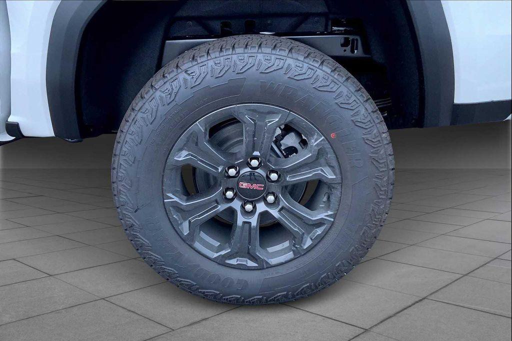 new 2025 GMC Canyon car, priced at $44,190