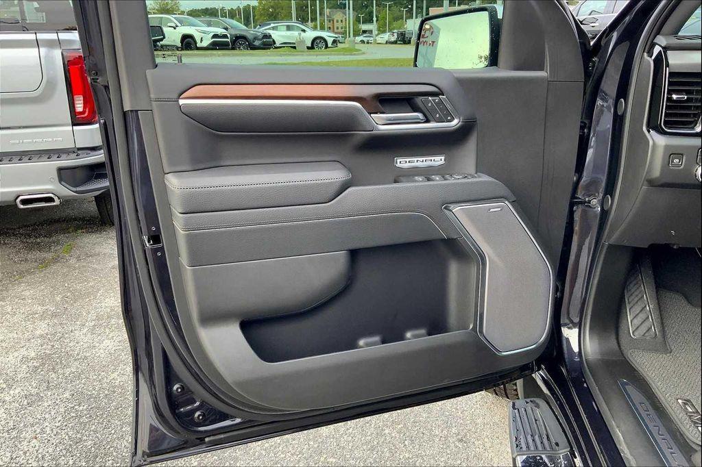 new 2025 GMC Sierra 1500 car, priced at $73,880