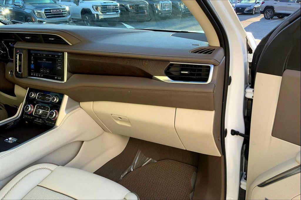 used 2021 GMC Yukon XL car, priced at $42,897