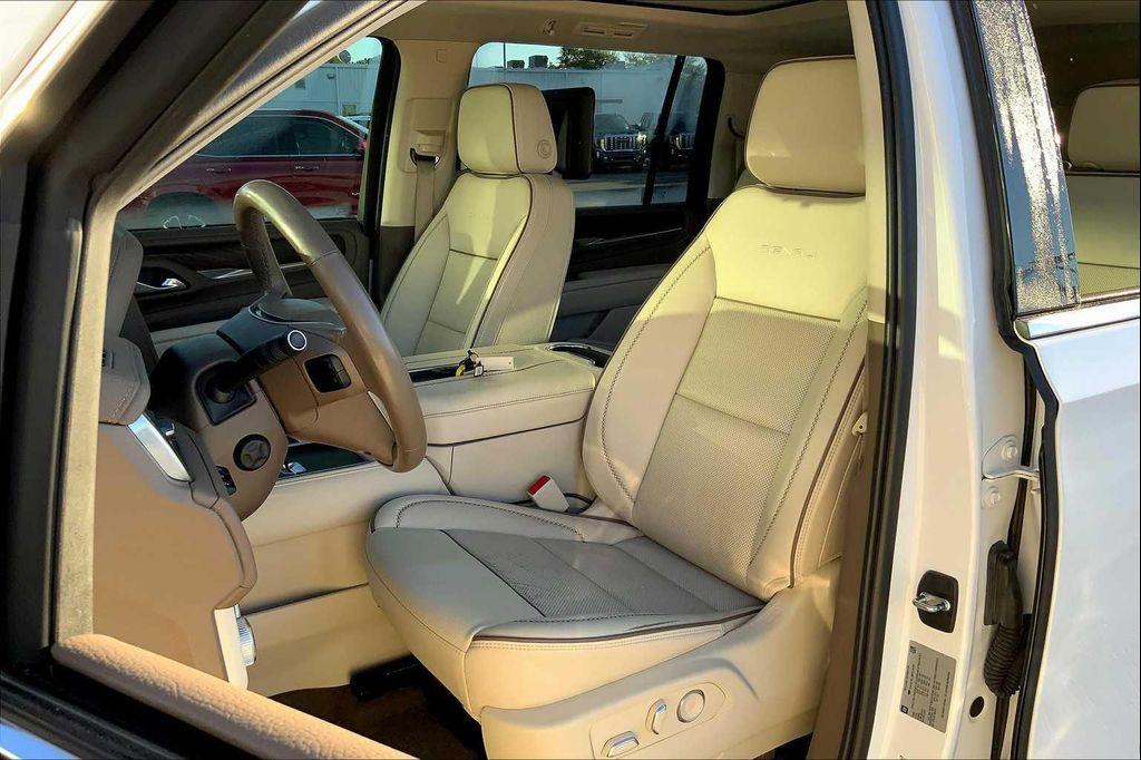 used 2021 GMC Yukon XL car, priced at $42,897