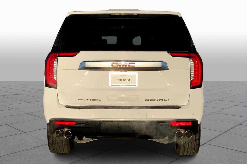 used 2021 GMC Yukon XL car, priced at $42,897